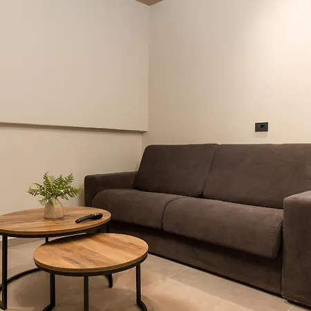 Cove Luxury アパートホテル