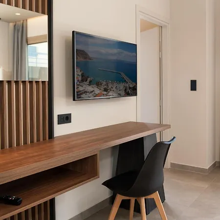 Cove Luxury Aparthotel